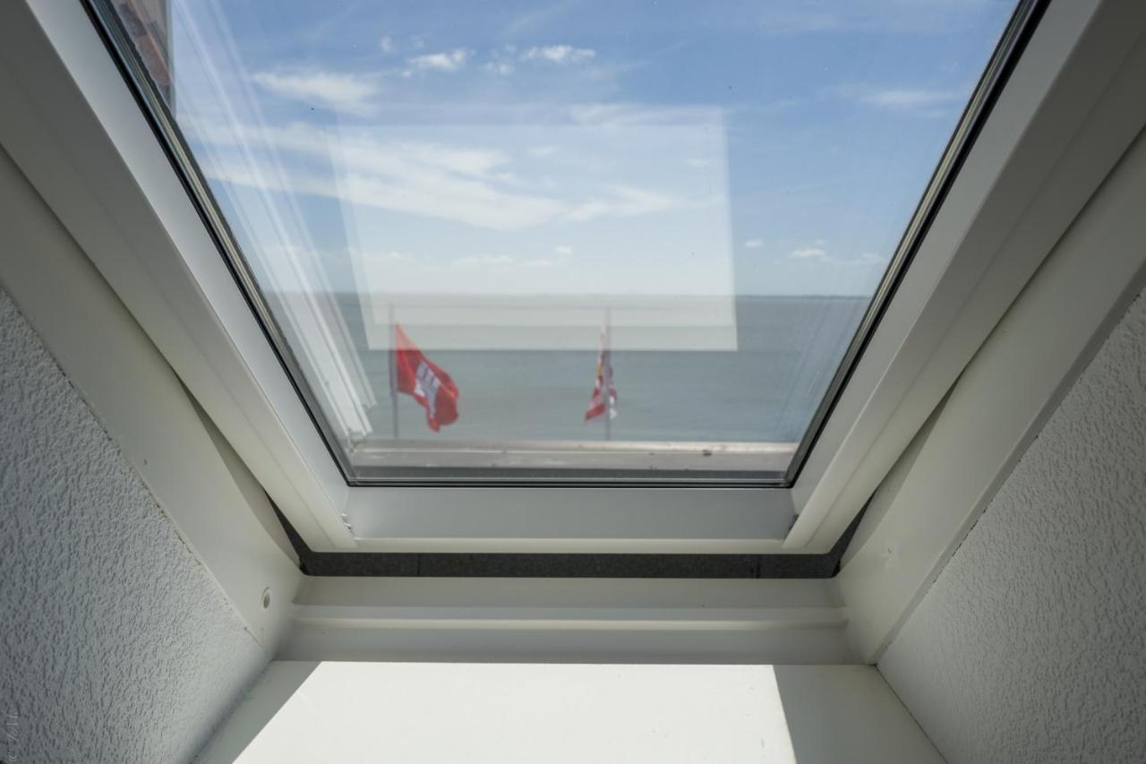 Akzent Strandhotels Seestern, Delphin & Lachs Wilhelmshaven Exterior photo