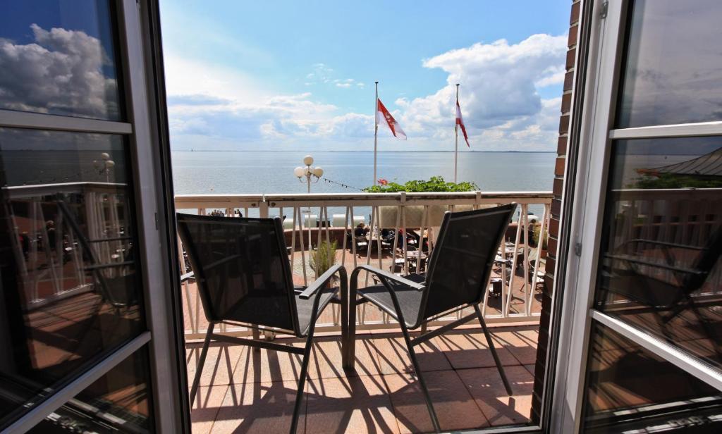 Akzent Strandhotels Seestern, Delphin & Lachs Wilhelmshaven Exterior photo